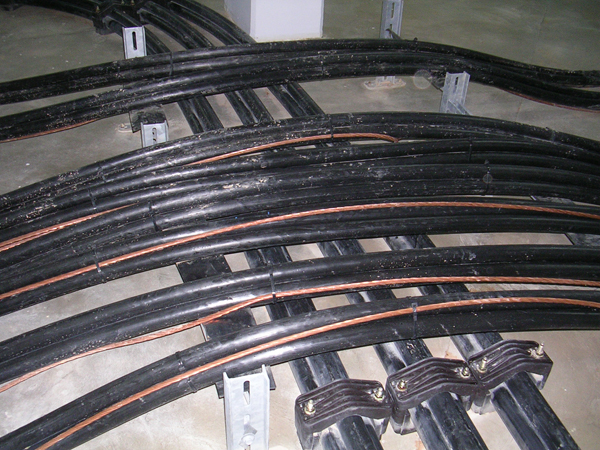 omonoia_cables.jpg